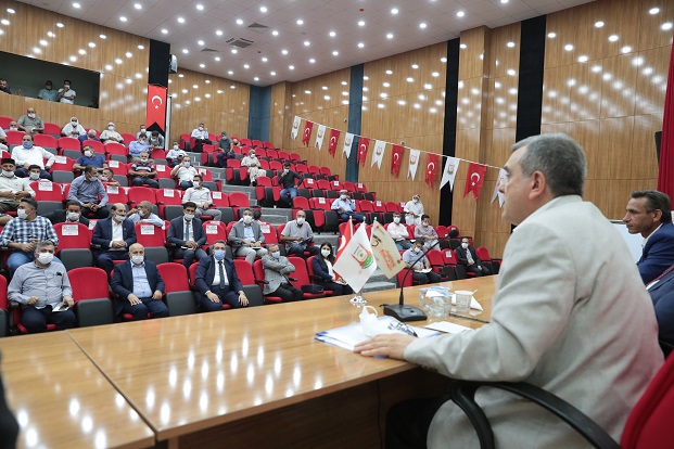 BAŞKAN BEYAZGÜL, AKÇAKALENIN SORUNLARINI DİNLEDİ