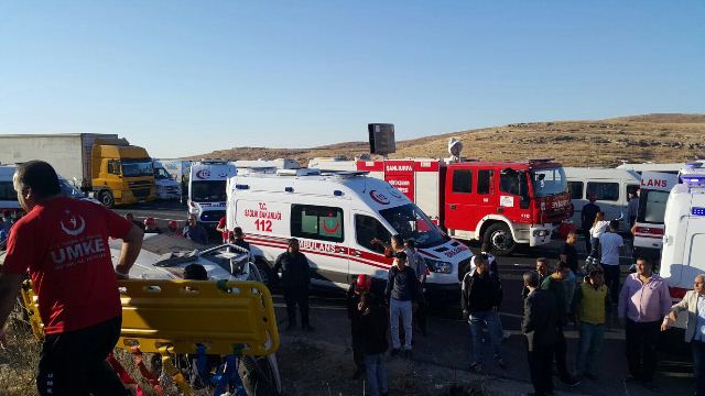 Organize Sanayi Yolunda Trafik Kazası Çok Sayıda Yaralı Var